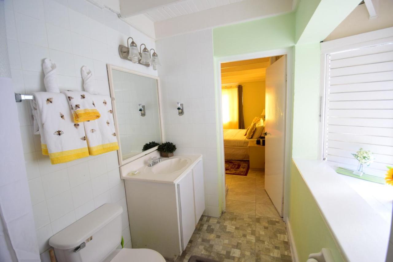 River Side Apt 9 @ Mystic Ridge. 오쵸 리오스 외부 사진
